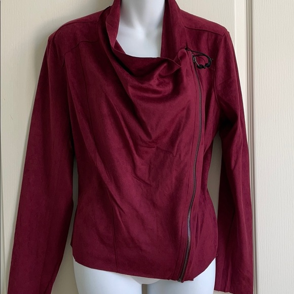 Woman’s jacket - Picture 2 of 5